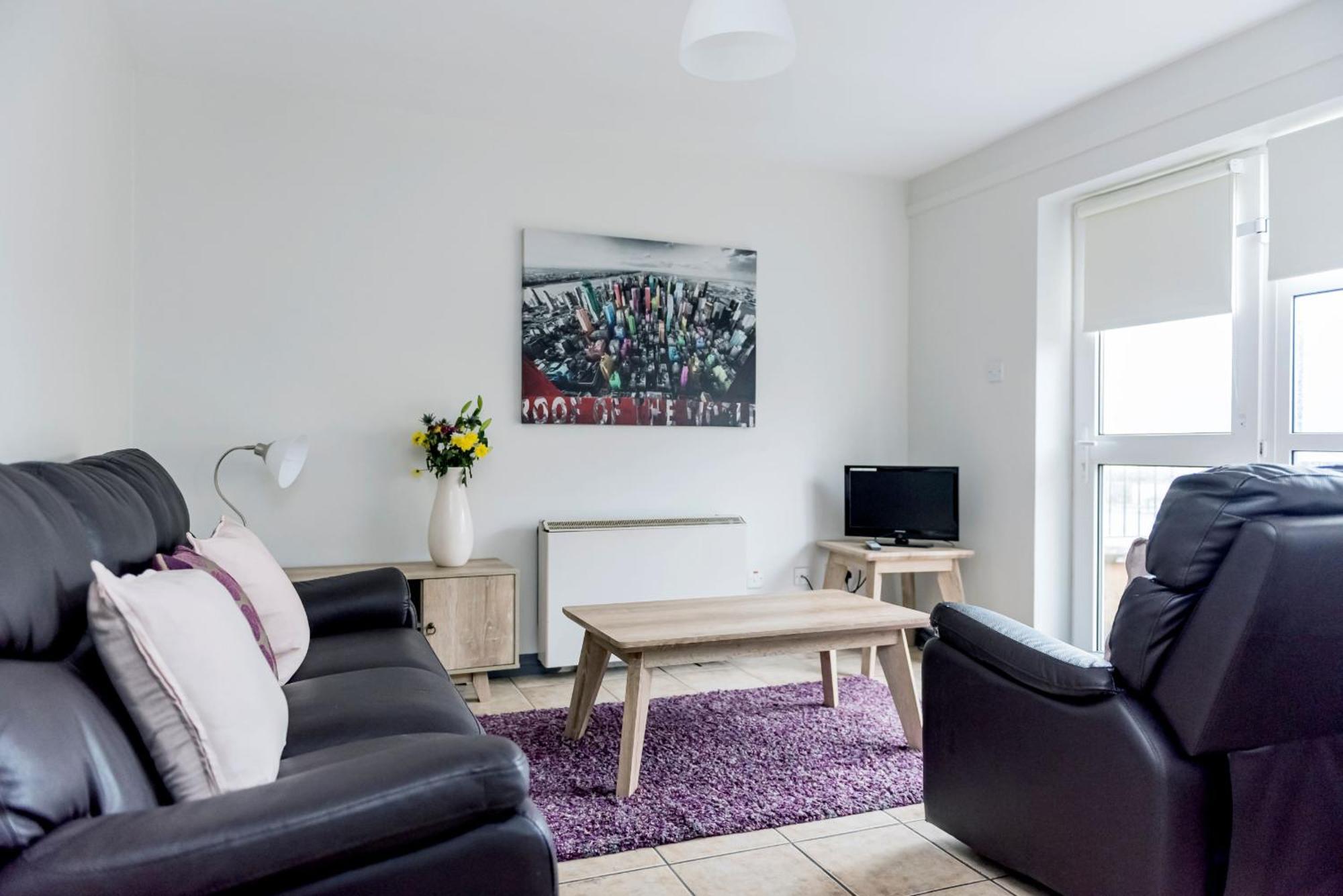 Marine Court Ground Floor Apartment บันโดแรน ภายนอก รูปภาพ